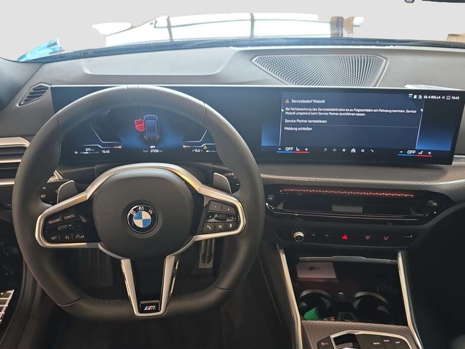 BMW 320d (Bild 13/18)