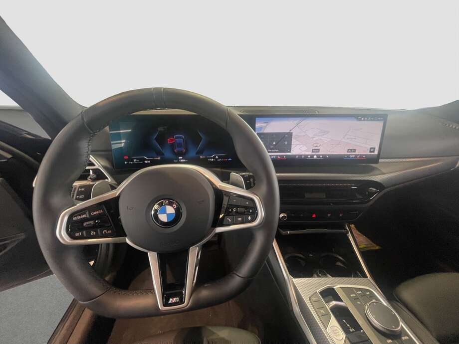 BMW 320d (Bild 13/15)