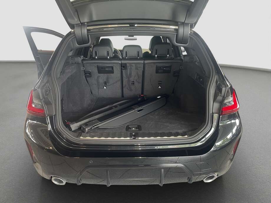 BMW 320d (Bild 15/15)