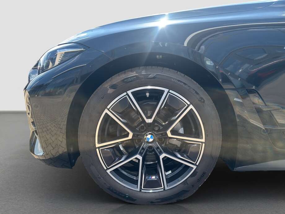BMW 420 Gran Coupé D (Bild 9/17)