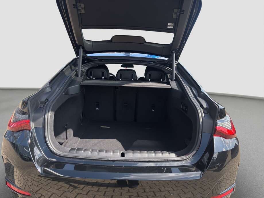 BMW 420 Gran Coupé D (Bild 15/17)