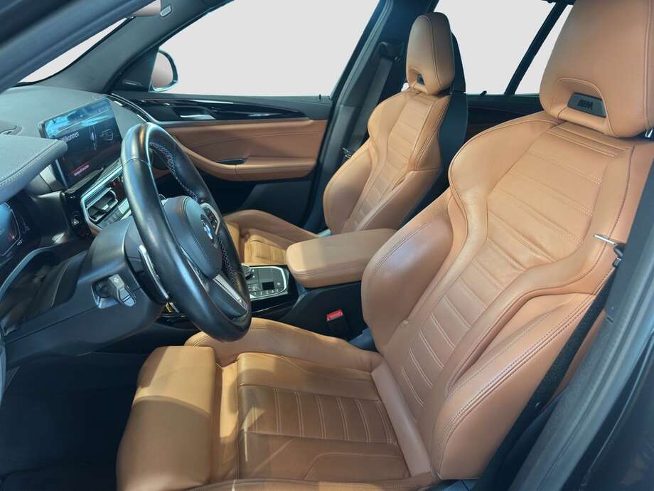 BMW X3 (Bild 10/18)