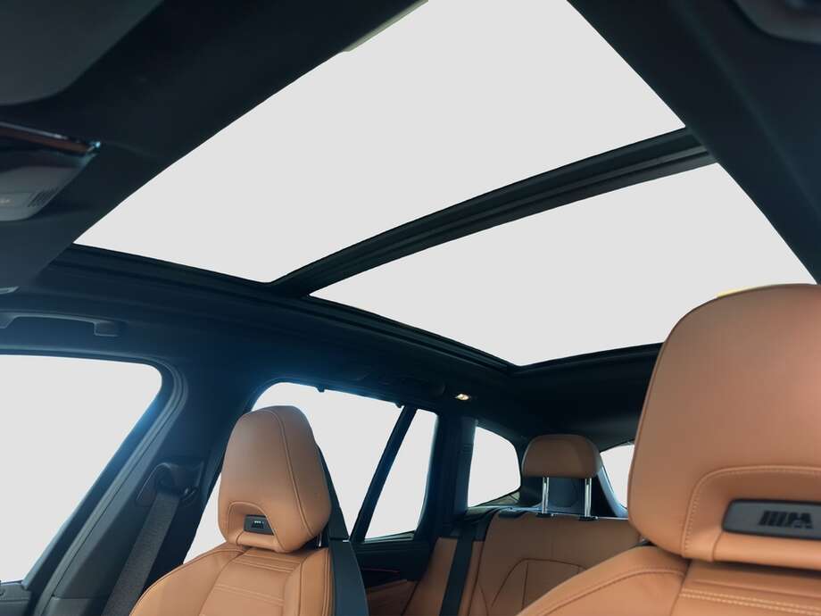BMW X3 (Bild 11/18)