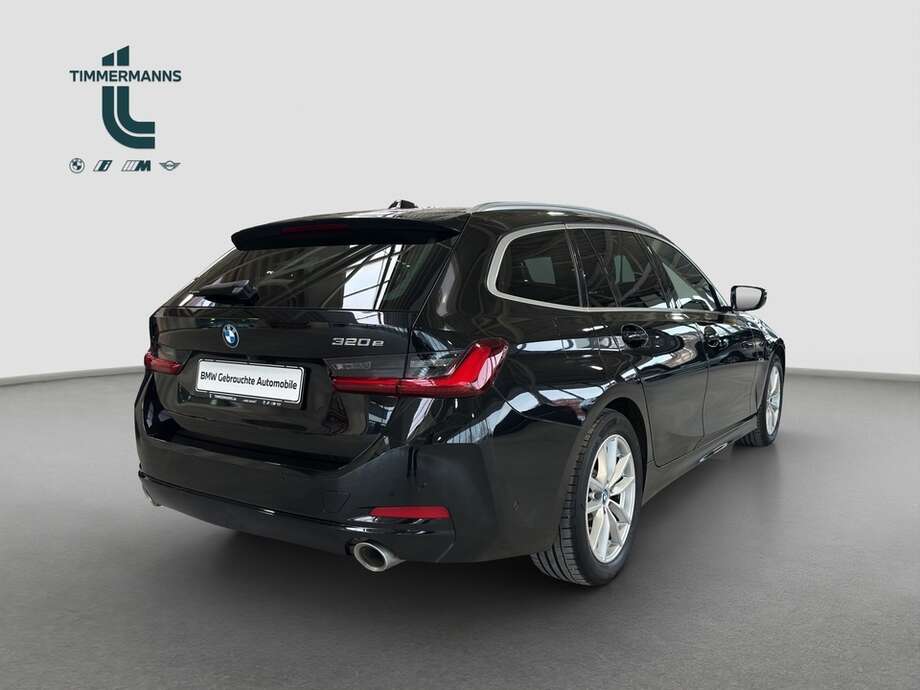 BMW 320e Touring Auto (Bild 5/21)