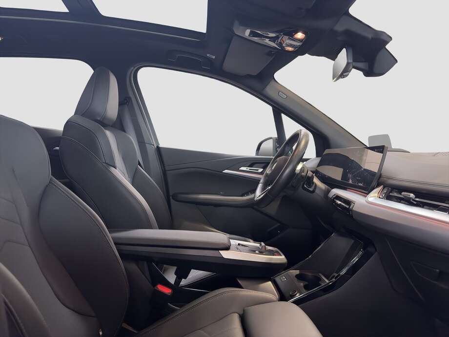 BMW 223i (Bild 17/21)