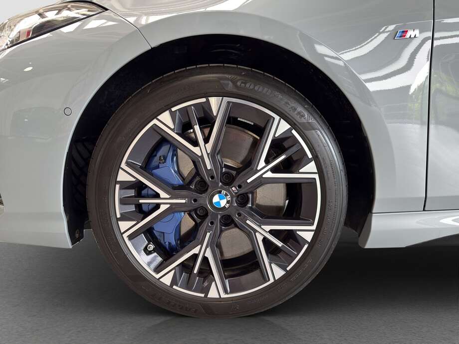 BMW M135 (Bild 9/24)