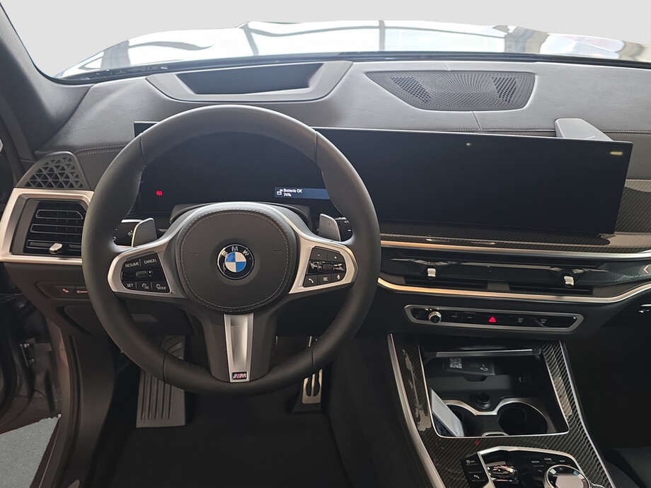 BMW X5 (Bild 13/18)
