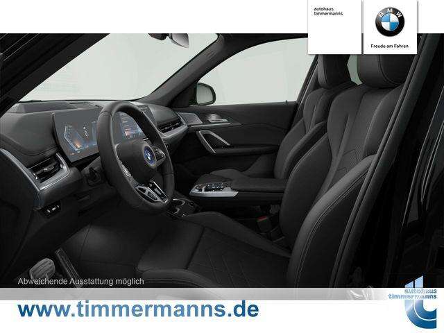 BMW iX1 xDrive30 (Bild 3/6)