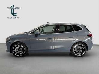 BMW 223d (Bild 2/19)