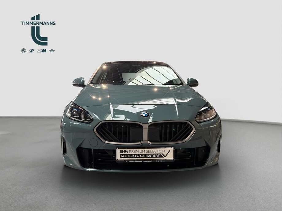 BMW 120d (Bild 9/17)
