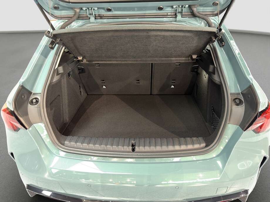 BMW 120d (Bild 16/17)
