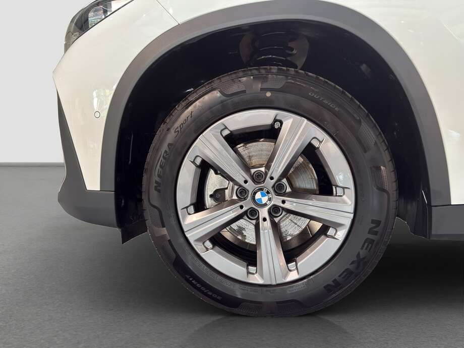 BMW X1 (Bild 10/16)