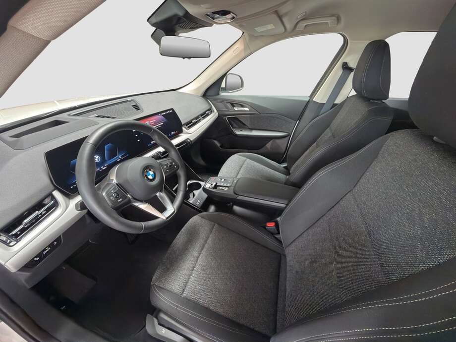 BMW X1 (Bild 12/16)