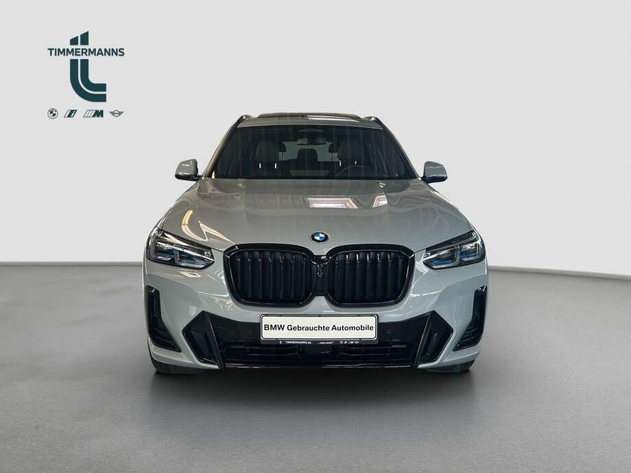 BMW X3 (Bild 8/18)