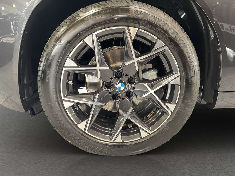 BMW X3 (Bild 9/14)
