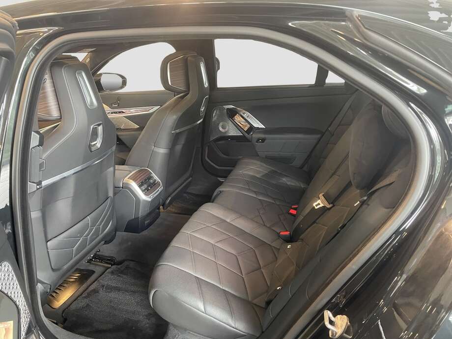 BMW I7 106kWh xDrive60 (Bild 12/20)