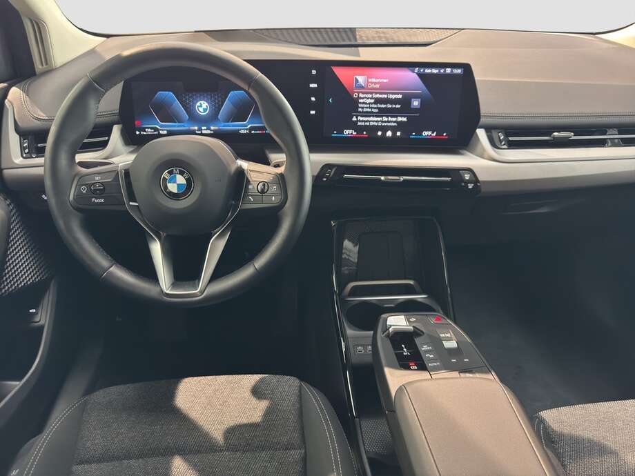 BMW 223 Active Tourer (Bild 13/22)