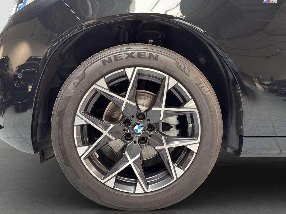 BMW X3 (Bild 9/15)