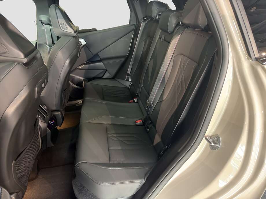BMW X3 (Bild 14/18)