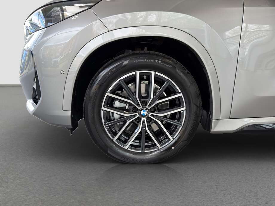 BMW X1 (Bild 9/15)