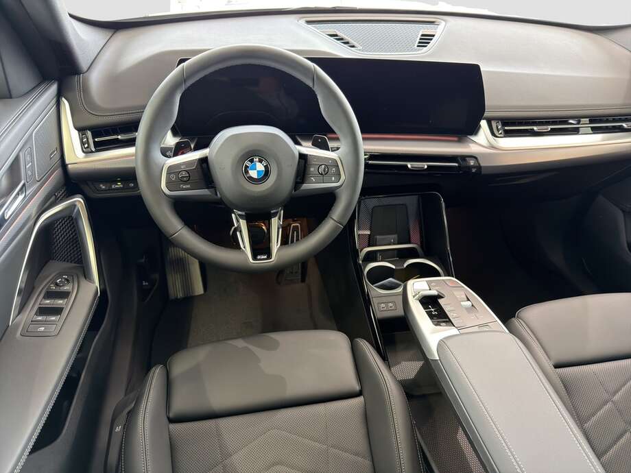 BMW X1 (Bild 12/15)