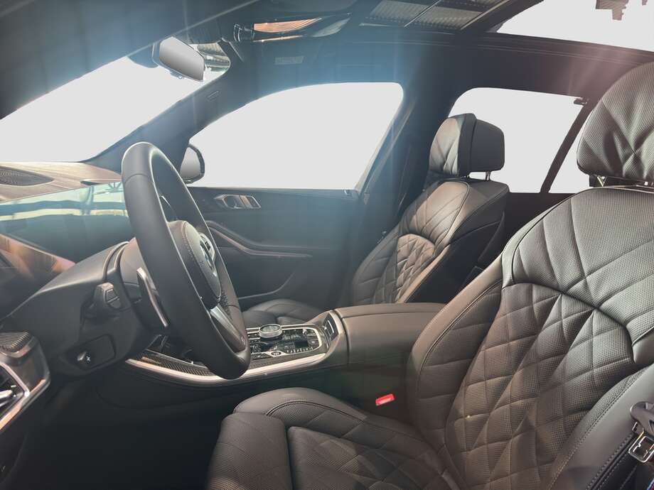 BMW X5 (Bild 10/17)