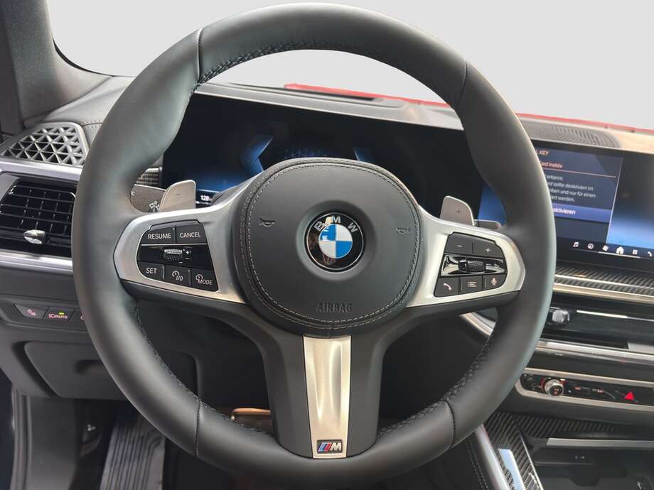 BMW X5 (Bild 12/17)