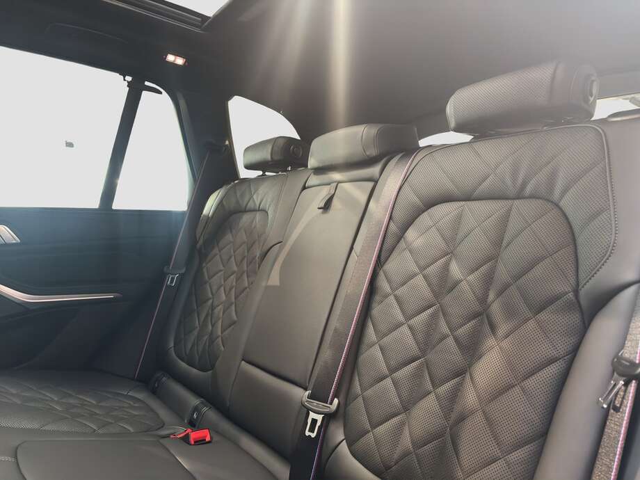 BMW X5 (Bild 14/17)
