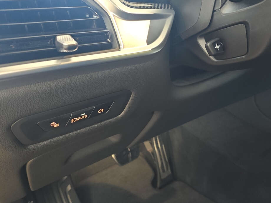 BMW X5 (Bild 15/19)