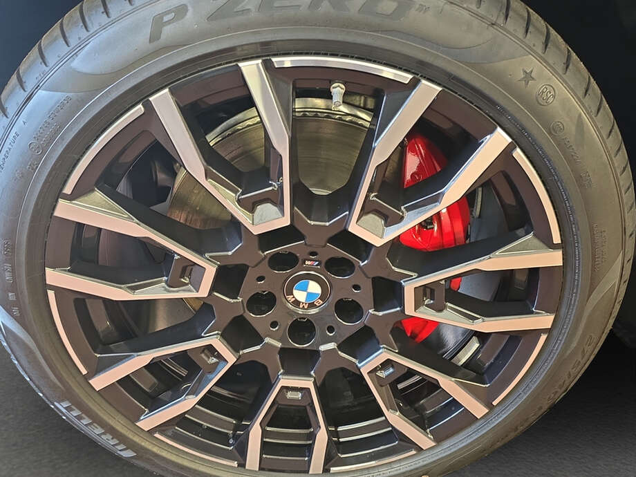 BMW X5 (Bild 17/19)