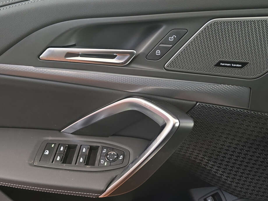 BMW X1 (Bild 13/14)