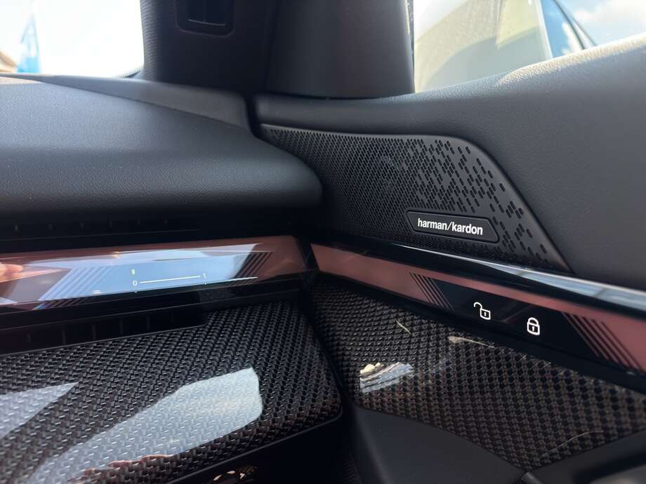 BMW 530e Touring (Bild 17/18)