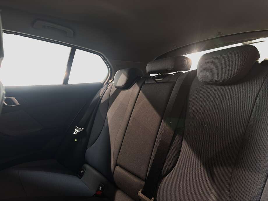 BMW 120 (Bild 14/18)