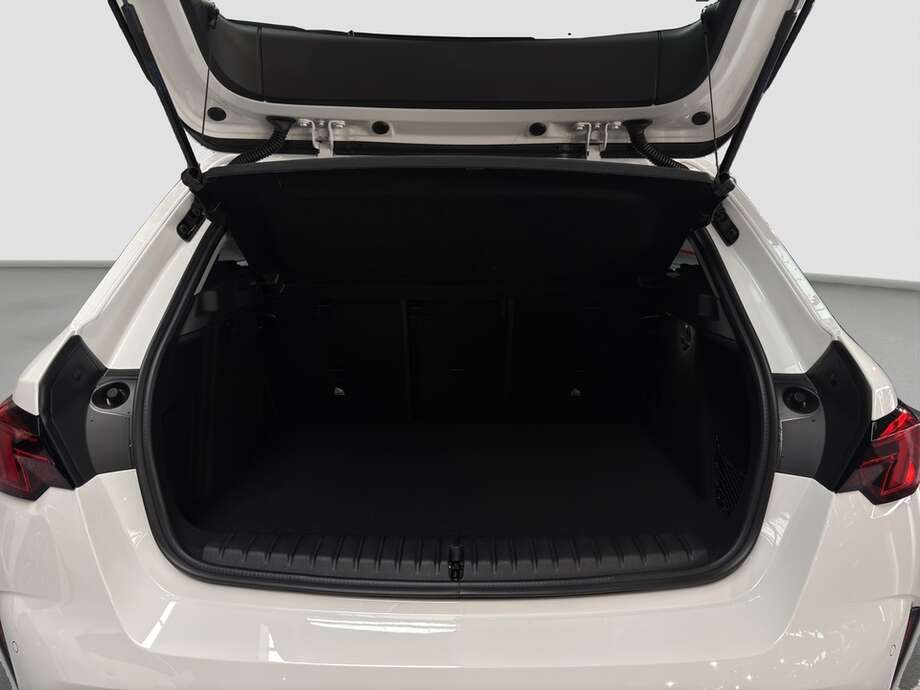 BMW 120 (Bild 15/18)