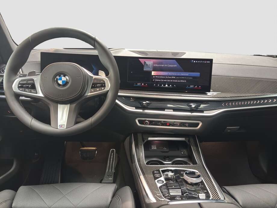 BMW X5 (Bild 13/18)