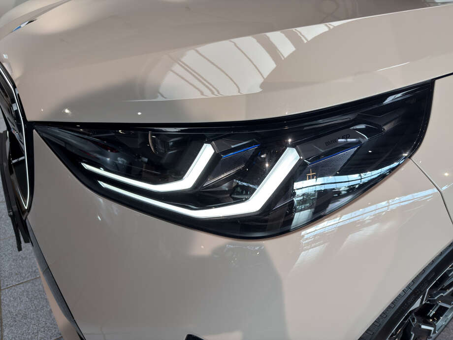 BMW X3 (Bild 17/18)