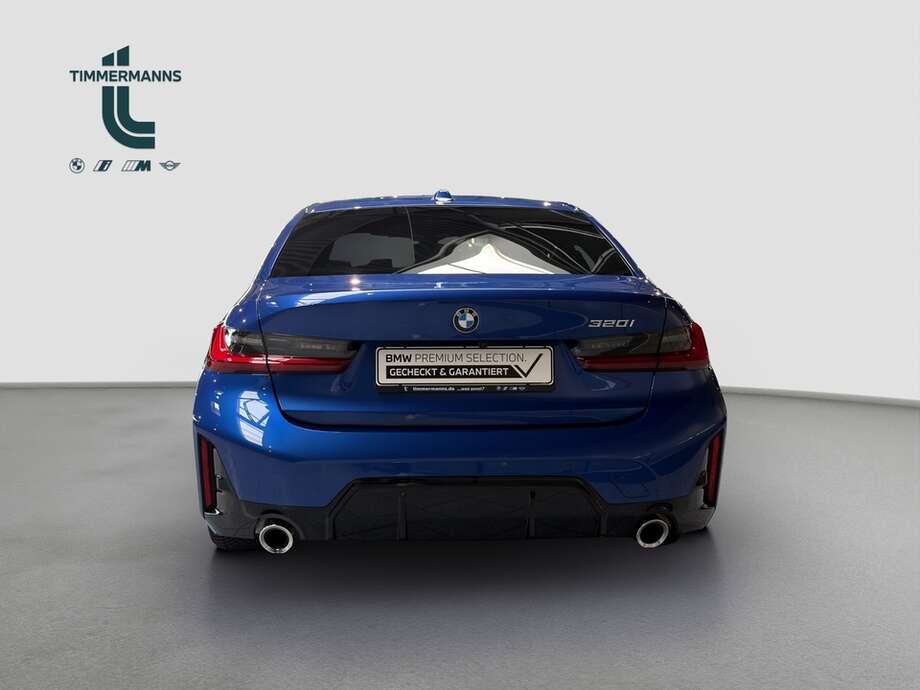 BMW 320i (Bild 4/19)