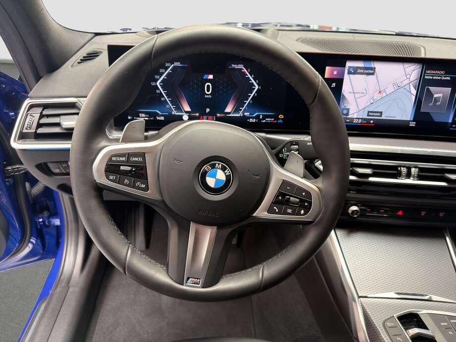 BMW 320i (Bild 13/19)