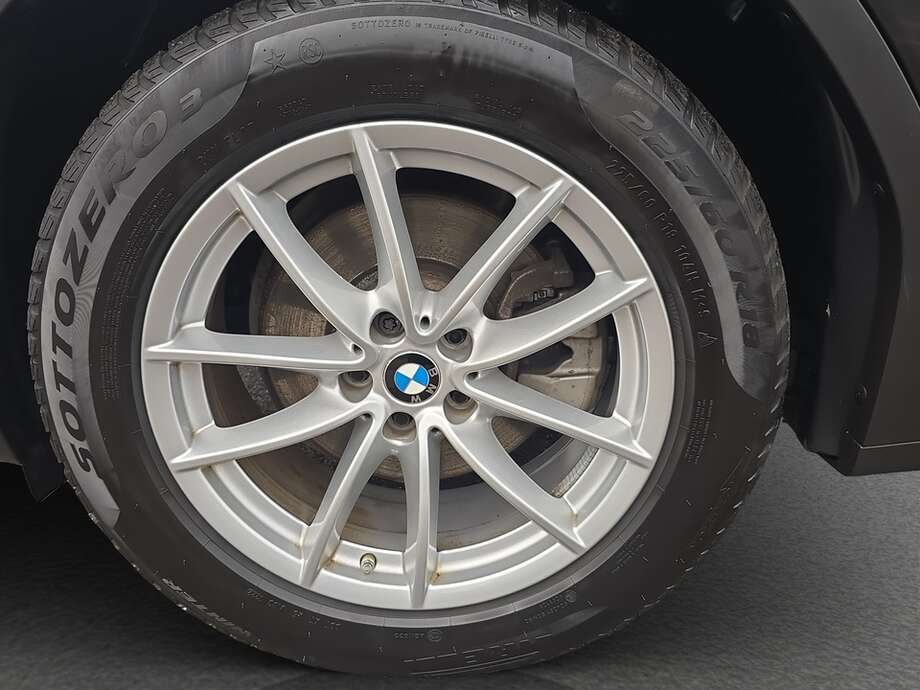 BMW X3 (Bild 10/19)