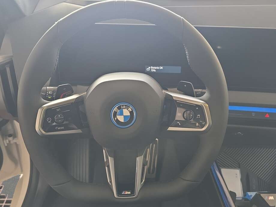 BMW X3 (Bild 12/17)