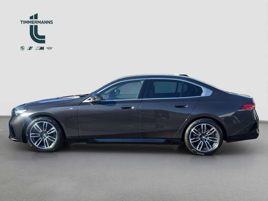 BMW 520d (Bild 2/19)