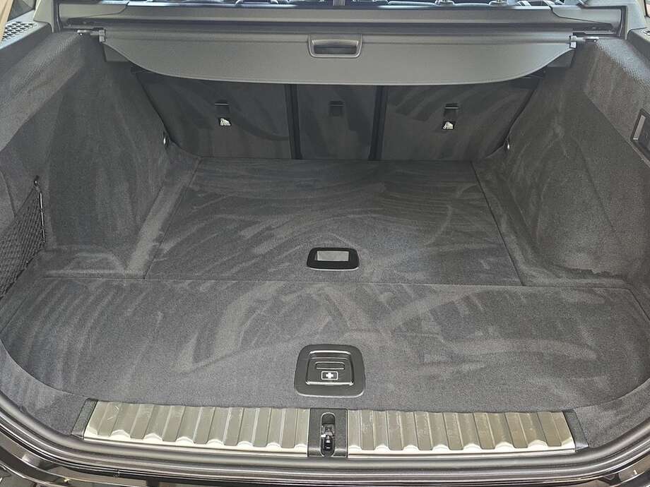 BMW 330d (Bild 16/20)