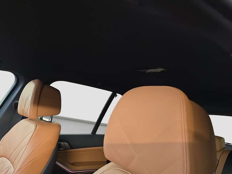 BMW X5 (Bild 11/19)