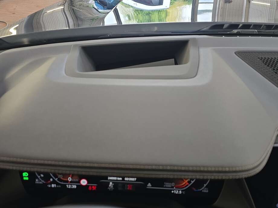 BMW X5 (Bild 18/19)
