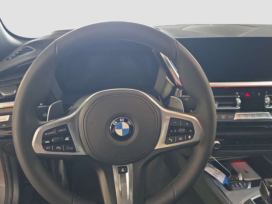 BMW Z4 (Bild 12/18)
