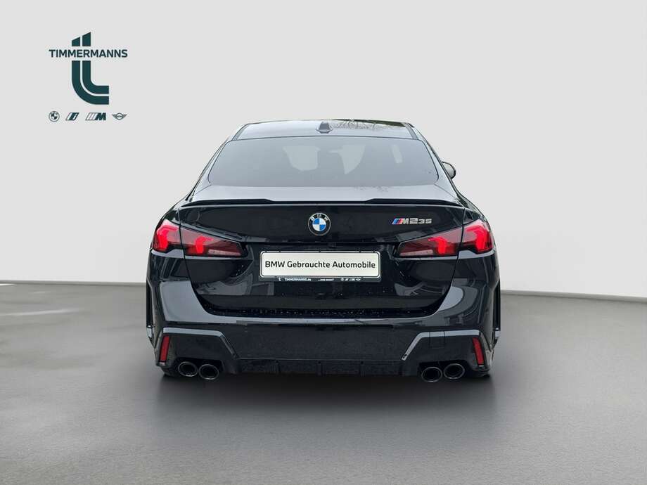 BMW M235i (Bild 4/17)
