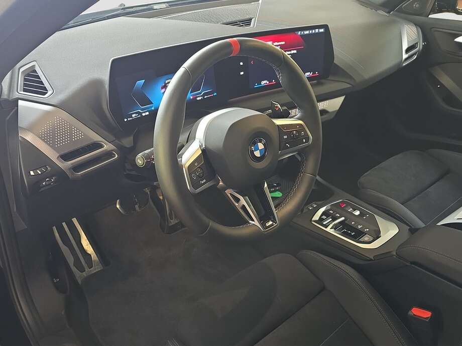 BMW M235i (Bild 10/17)