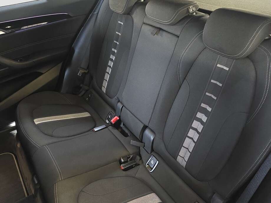 BMW X2 (Bild 14/18)