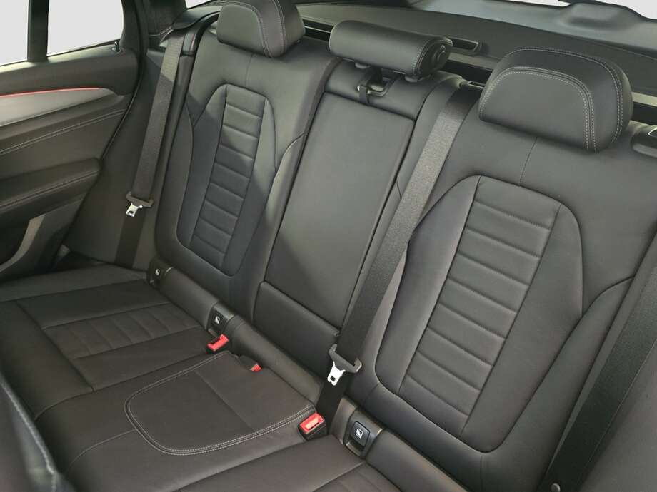 BMW X3 (Bild 14/18)