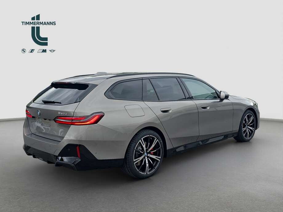 BMW 520d xDrive (Bild 5/18)
